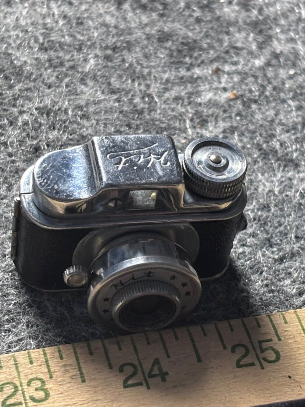 Vintage HIT Miniature Spy Camera with Leather Case